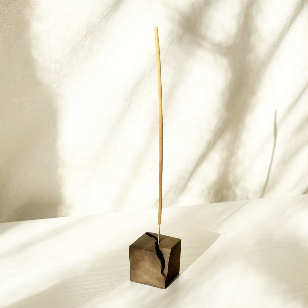 COFFEE BREATH Fissure