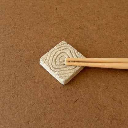 nenrin（箸置き）
