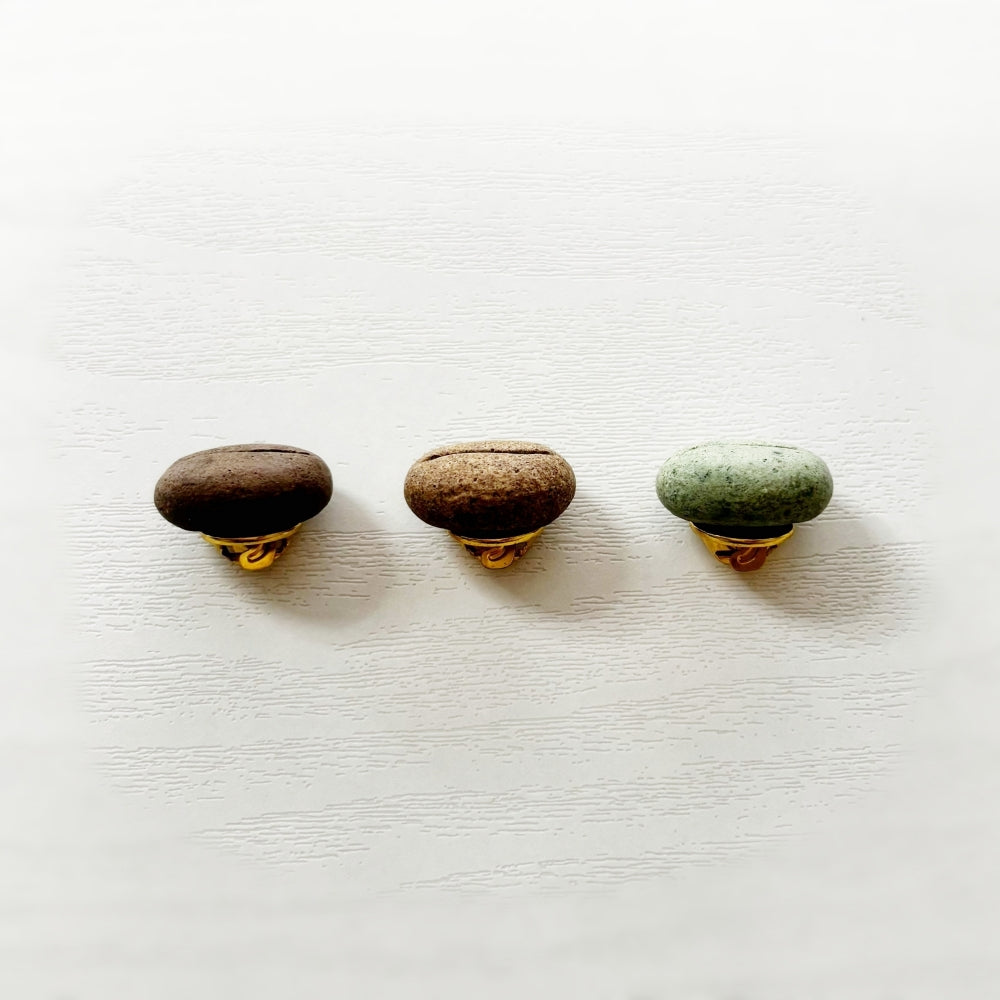 COFFEE STONE Pin Badge - Bean