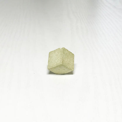 CABBAGE STONE Cube Tilt（お香立て）