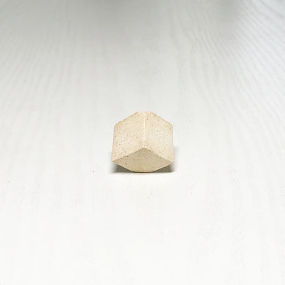 CARROT STONE Cube Tilt（お香立て）