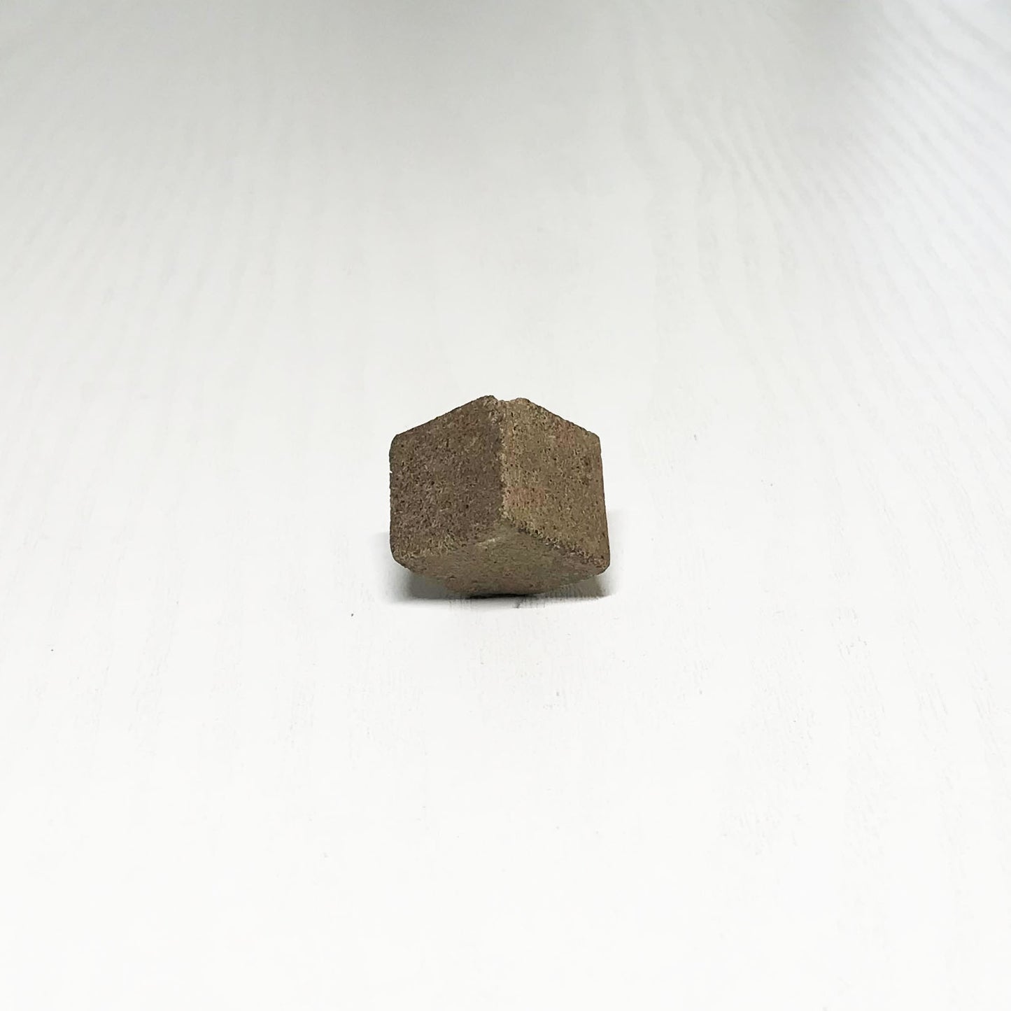 COFFEE STONE Cube Tilt（お香立て）