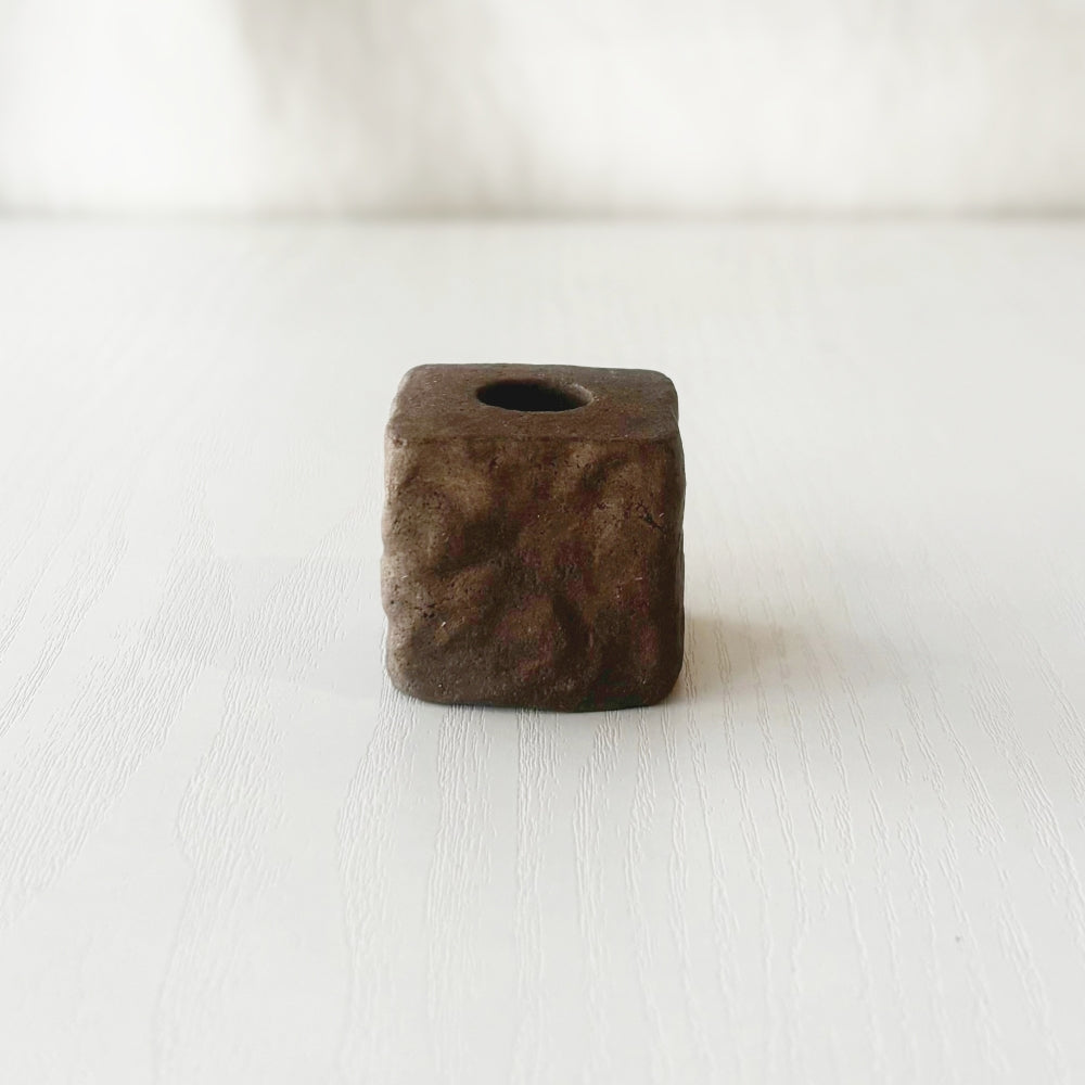 FORM / SOLID - Uneri