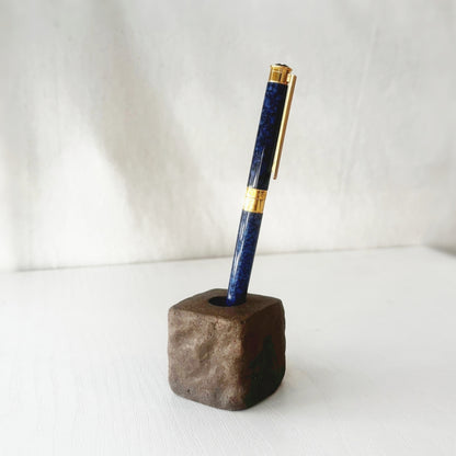 FORM / SOLID - Uneri