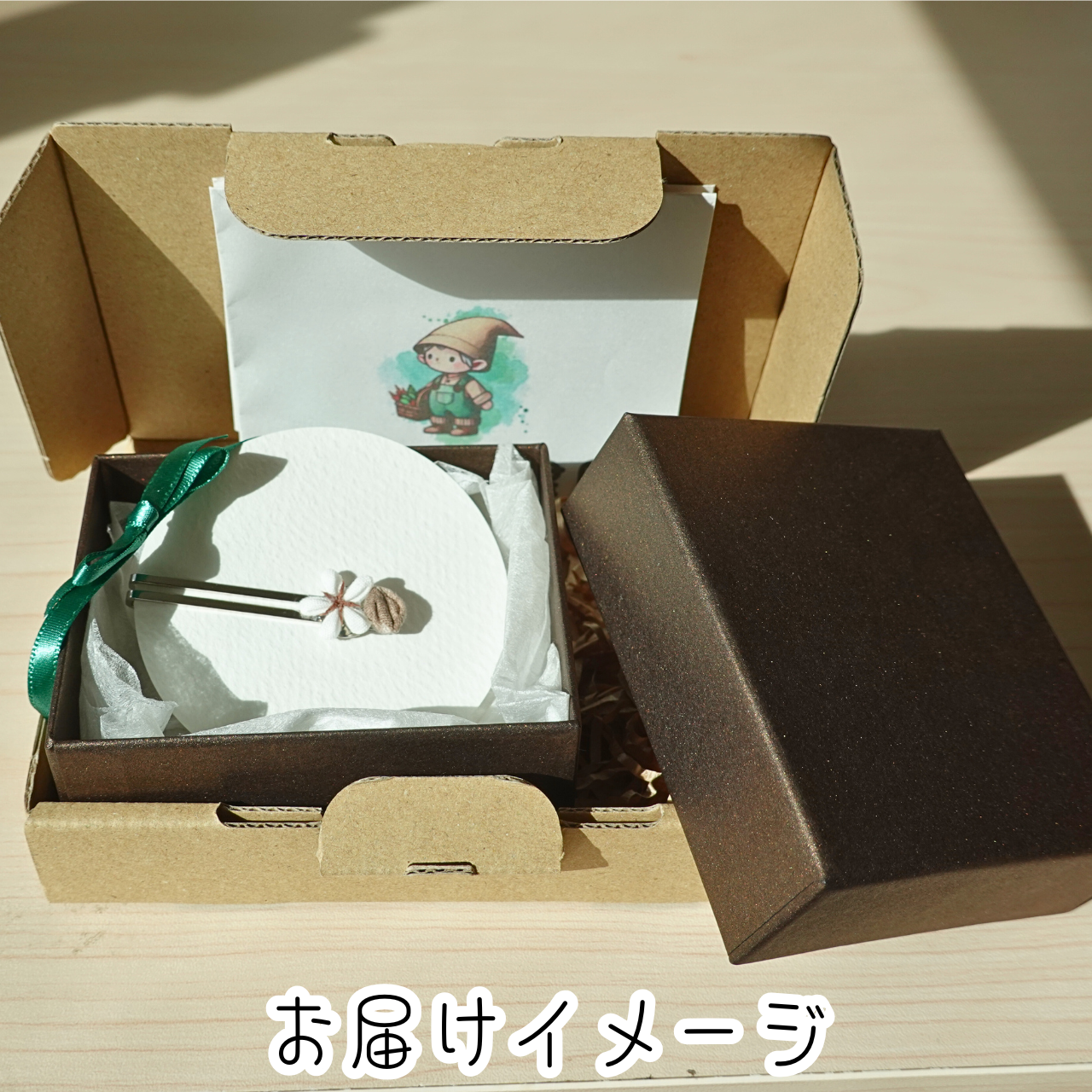 つまみ細工「コーヒーのネクタイピン」～にしみのおやさいクレヨン～【送料無料】